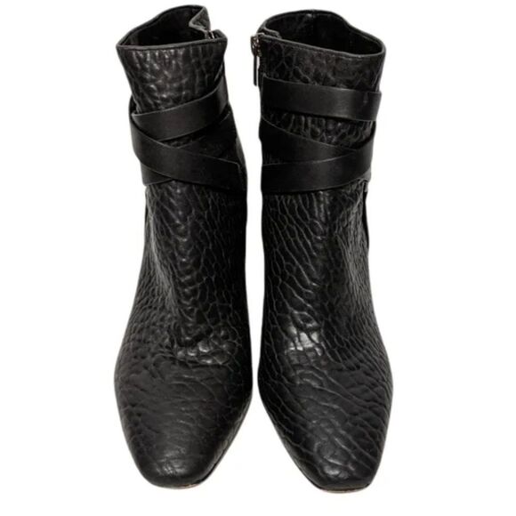 VINCE CAMUTO Sestina Pebbled Leather Booties 9 - Picture 2 of 10